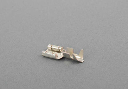 Conector eléctrico plano OEM 61131387146 para BMW {E81, E82, E87, E88, F20, F21, F40, F70, F22, F23, F44, F45, F46, F87, U06, F74, F78, E36, E46, E90, E91, E92, E93, F30, F31, F34, F80, G20, G21, G28, G80, G81, F32, F33, F36, F82, F83, G22, G23, G26