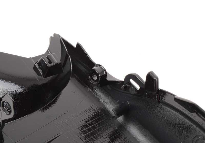 Embellecedor derecho retrovisor OEM 51168050478 para BMW F10, F06, F12, F13 (versiones M5 y M6). Compatible con modelos 5 y 6 Serie con motor S63T. Original BMW.