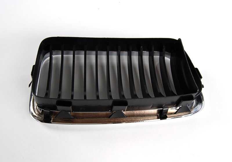 Rejilla embellecedora izquierda OEM 51138231595 para BMW E38. Original BMW.