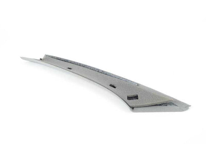 Cubierta derecha del cortavientos OEM 51438148644 para BMW E34. Original BMW.