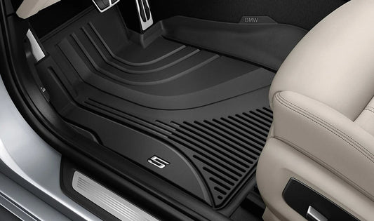 Alfombrillas delanteras antideslizantes negras OEM 51472473488 para BMW Serie 5 F90, F90N, G30, G30N, G31. Protegen contra suciedad y líquidos. Original BMW.