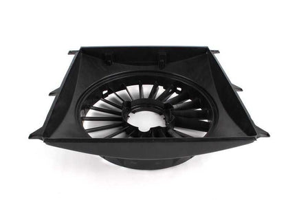 Conducto de admisión OEM 64548363741 para BMW E36. Pieza original BMW, ideal para sistema de ventilación o aire acondicionado. Compatible únicamente con BMW Serie 3 modelo E36. Original BMW.