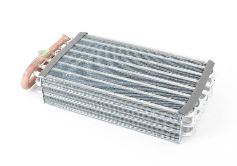 Evaporador OEM 64118391356 pour la série BMW 3 E36. Compatible avec les systèmes de climatisation R12 / R134A. BMW d'origine.