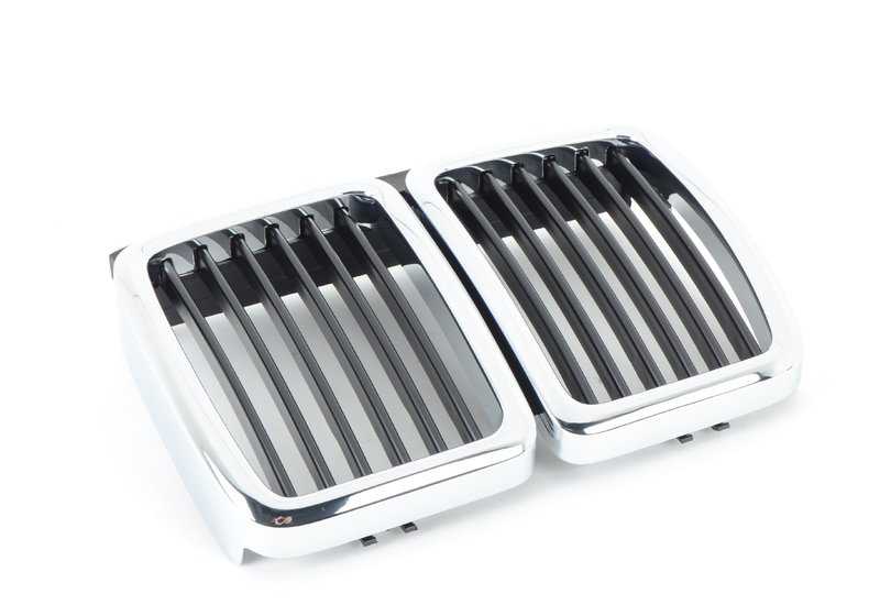 Rejilla decorativa central OEM 51132233001 para BMW E30 M3 (modelos: M31001, M31005, M31007). Compatible con versiones de 1986 a 1990. Original BMW.