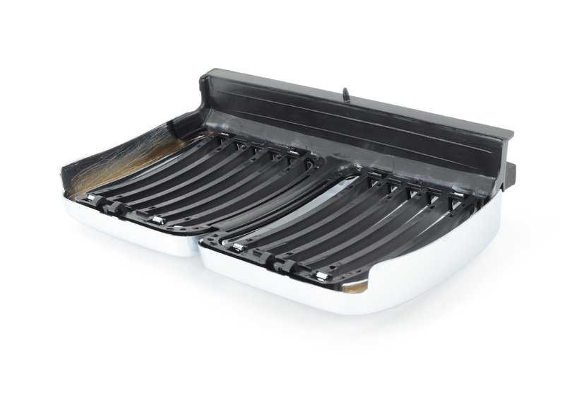Rejilla decorativa central OEM 51132233001 para BMW E30 M3 (modelos: M31001, M31005, M31007). Compatible con versiones de 1986 a 1990. Original BMW.