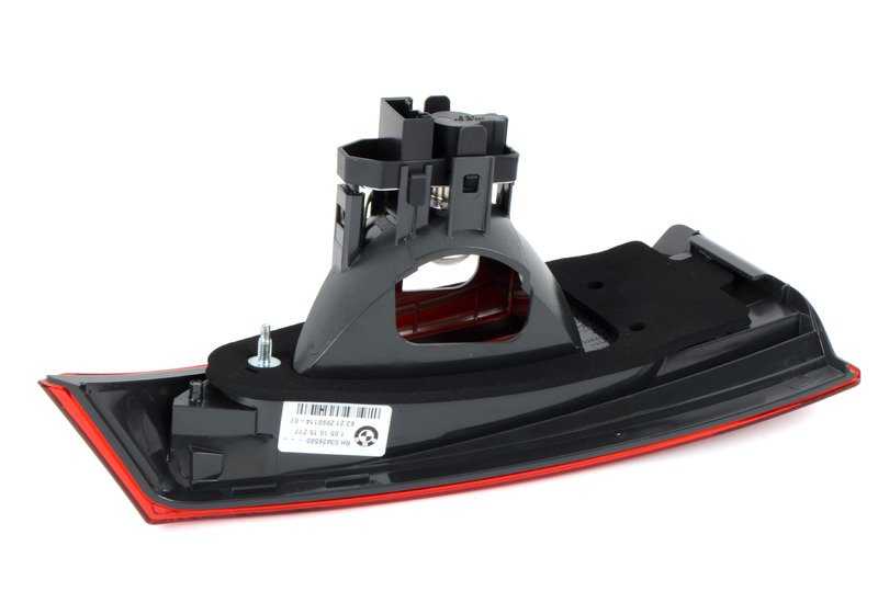 Piloto trasero derecho maletero OEM 63212990114 para BMW X1 E84 (todos los modelos: sDrive16d, sDrive16i, sDrive18d, xDrive28i...). Original BMW.