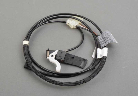 Microrruptor de capota OEM 54318254273 para BMW E46. Original BMW.