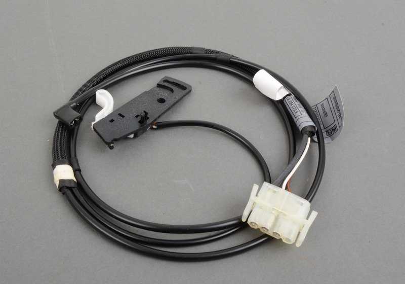 Microrruptor de capota OEM 54318254273 para BMW E46. Original BMW.