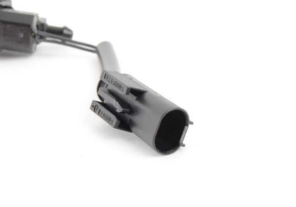 Tobera de inyección OEM 61667054446 color negro brillante para BMW Serie 6 E63 y E64 (LCI incluido). Original BMW.