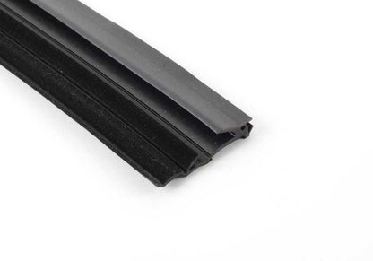 Guía ventana puerta delantera derecha OEM 51337311260 para BMW X3 F25 (modelos xDrive28i, sDrive18d, sDrive20i). Compatible con modelos producidos entre 2012 y 2017. Original BMW.