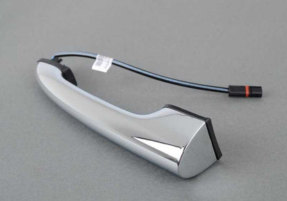 Asidero exterior puerta trasera Splitdoor OEM 51247228923 para MINI Clubman R55, R55 LCI (2006–2014). Original MINI.