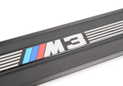 OM 5147264043 Front Talonera embelezou para BMW E36. Cor antracite, estilo m3. Peça original da BMW.