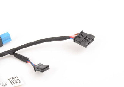 Connection cable for steering button OEM 32307848330 for BMW F07, F10, F11, F06, F12, F13. Compatible with M Sport flyers with airbag. Original BMW.