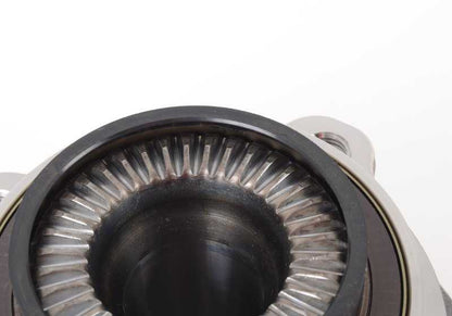 Buje de rueda con rodamiento trasero para BMW F10, F06, F12, F13 (OEM 33412284149). Original BMW
