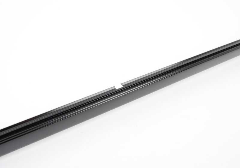 Moldura marco de ventana puerta trasera izquierda para BMW F25 (OEM 51357239737). Original BMW
