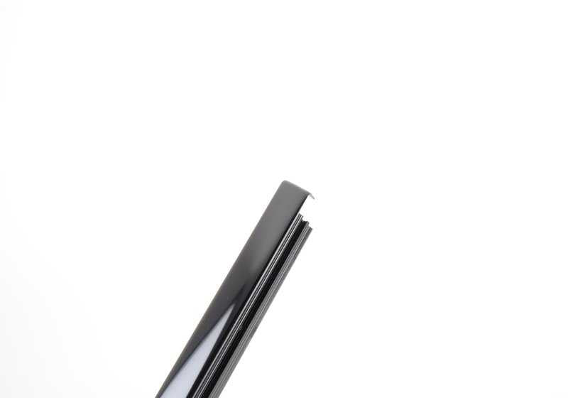 Moldura marco de ventana puerta trasera izquierda para BMW F25 (OEM 51357239737). Original BMW