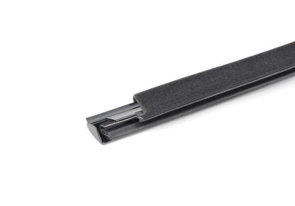 Embellecedor exterior puerta trasera izquierda OEM 51357247797 para BMW F25 X3 sDrive18d y sDrive20i. Original BMW.