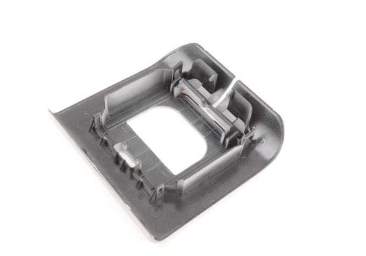 Tapa embellecedora trasera OEM 72118135381 para BMW E36. Color gris plata claro (silbergrau hell). Original BMW.