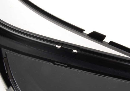 Partially open right grille for BMW 4 Series F32, F33, F36 (OEM 51117294832). Original BMW.