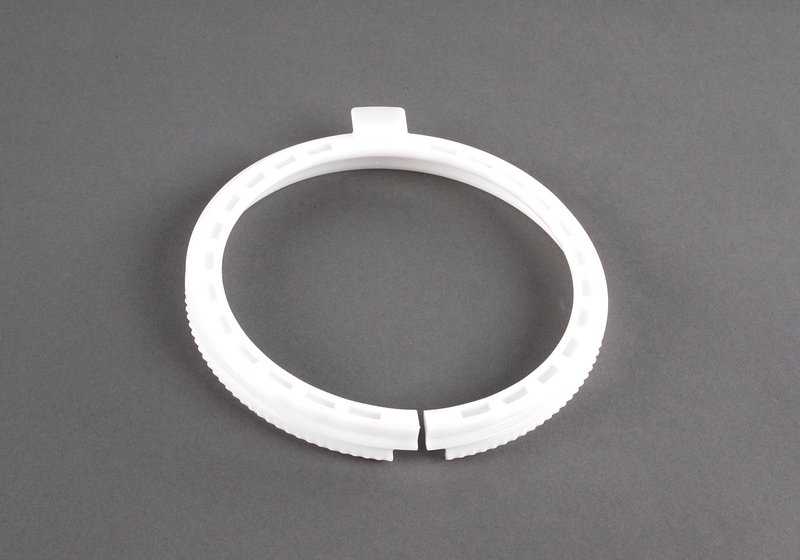Adaptador para depósito de combustible OEM 16146750466 para BMW E60, E61, E63, E64, E65, E66, E83. Original BMW.