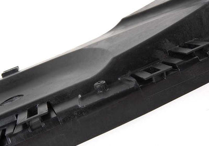 Niedrigere Gehäuse des OEM -Mikrofilters 64316989788 für BMW E81, E82, E87, E87N, E88. Originaler BMW -Ersatz.