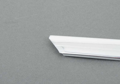 Moldura marco de ventana izquierda OEM 51321834597 para BMW E21. Original BMW.