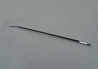 Cubierta exterior del marco de la puerta delantera izquierda para BMW F48, F49 (OEM 51337352441). Original BMW