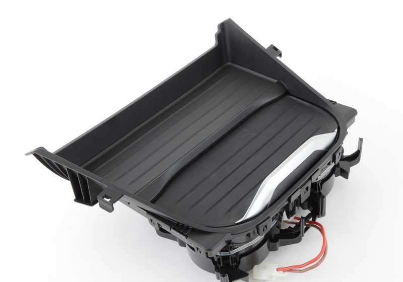 Portavasos central OEM 51169301722 para BMW X3 F25 y X4 F26. Recambio original BMW. Ideal para sustituir el portavasos de la consola central de forma precisa y segura.