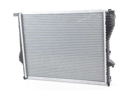 Radiateur de réfrigérant pour les séries BMW et les modèles disponibles (OEM 17111427165). BMW d'origine