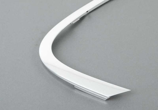 Embellecedor marco superior ventana puerta trasera derecha OEM 51357182300 para BMW F10. Original BMW.