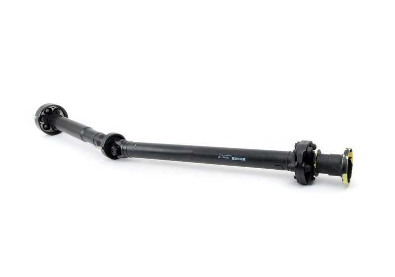 Driveshaft for BMW 3 Series F30, F31, 4 Series F32, F33, F36 (OEM 26107633661). Original BMW.