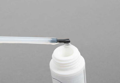 Bar (Touch-Up Stick) Imperial Blue Metallic OEM 51912148484 for BMW 1 F20 Series, series 2 F22, 3 F30 series, 4 F32 series, 5 G30 G30 series, 6 G32 Series, 7 G11/G12, X1 F48, X3 G01, X4 G02, X5 G05, X6 G06, X7 G07 series. Original BMW.