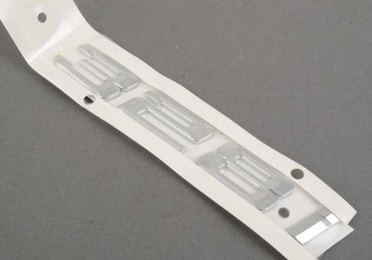 Emblema posteriore OM 51147183155 per BMW E91, E91N. BMW originale.