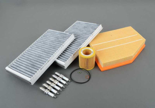 Linha de valor de inspeção II OEM 88002336355 para BMW E60, E60N, E61, E61N, E63, E63N, E64, E64N. Inclui filtro de óleo, velas de ignição, filtro de ar e microfiltros. BMW original.