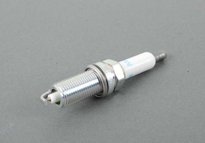 Linha de valor de inspeção II OEM 88002336355 para BMW E60, E60N, E61, E61N, E63, E63N, E64, E64N. Inclui filtro de óleo, velas de ignição, filtro de ar e microfiltros. BMW original.