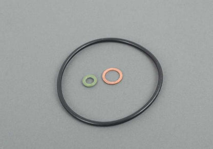 Linha de valor de inspeção II OEM 88002336355 para BMW E60, E60N, E61, E61N, E63, E63N, E64, E64N. Inclui filtro de óleo, velas de ignição, filtro de ar e microfiltros. BMW original.