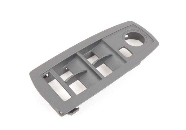Embellecedor interruptor delantero lado conductor OEM 51413411746 para BMW X3 (E83). Original BMW