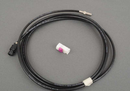 Cable HSD OEM 61119244251 para BMW X5 E70 (modelos: MGY01, ZW41, ZW42, ZV41, ZV42, ZW61, ZW62, GY21, ZV81, ZV82). Longitud 2420 mm. Original BMW.