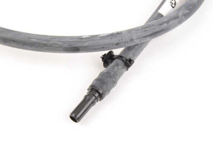 Tuyau pour le système de nettoyage du phare OEM 61677213283 pour BMW F25. BMW d'origine.
