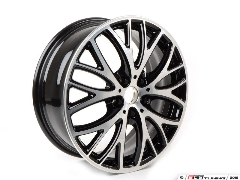 Cerchio in lega 7Jx18 ET54 nero lucido OEM 36116855102 per MINI F55, F56, F57, F55 LCI, F56 LCI, F57 LCI. MINI originale.