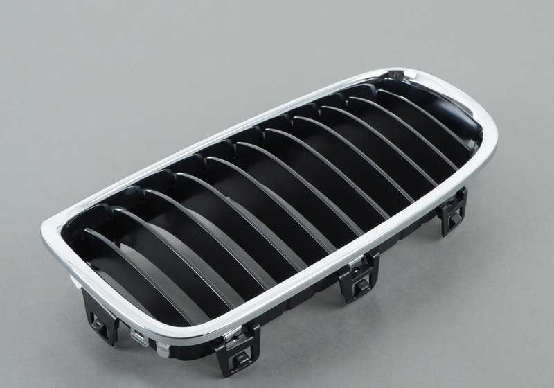 Grille décorative avant gauche 51137255411 pour BMW F30, F30N, F31, F31N, F35, F35N. BMW d'origine.
