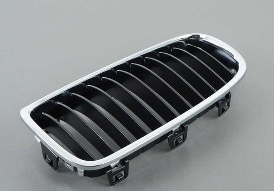 Grille décorative avant gauche 51137255411 pour BMW F30, F30N, F31, F31N, F35, F35N. BMW d'origine.