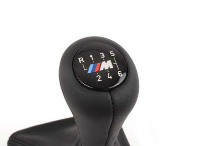 Wechselnder Lederhülle M-Sport 6 Geschwindigkeiten OEM 25112282450 für BMW E46. Original BMW.