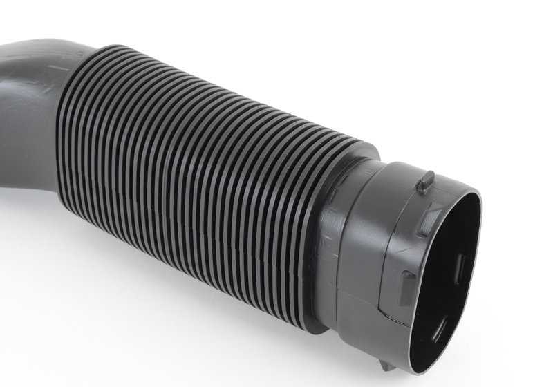 OEM admission channel 13717798341 for BMW X5 E70, E70N and X6 E71. Original BMW piece.