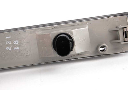 Luz de posición lateral izquierda OEM 63148400409 para BMW Z3 E36. Original BMW.
