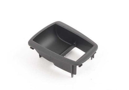 Embellecedor maneta interior puerta OEM 51169206351 para BMW F10, F11, F18. Original BMW.