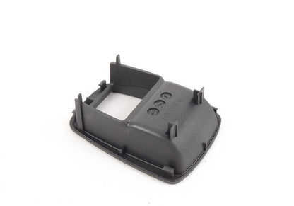 Embellecedor maneta interior puerta OEM 51169206351 para BMW F10, F11, F18. Original BMW.