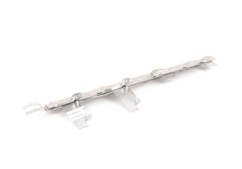 Support avec le Thermal Protector OEM 13717649693 pour BMW E82, E88, E90, E91, E92, E93, E89. BMW d'origine.