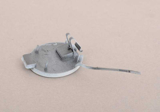 Tapa para gancho de remolque imprimada OEM 51117056922 para BMW E81, E87, E88, E82, E85, E86. Compatible con versiones diésel y gasolina. Original BMW.
