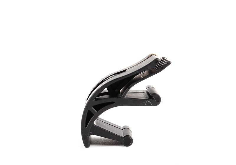 Soporte superior para BMW E34, E32 (OEM 17111712660). Original BMW.
